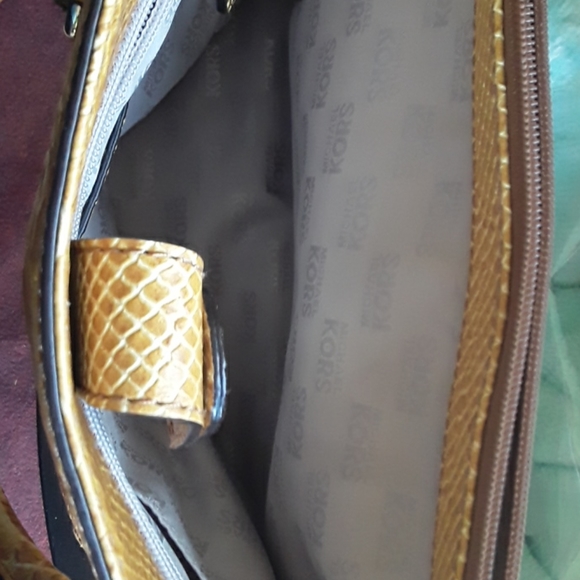 Handbag - Picture 5 of 7